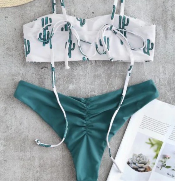 PRICE CUT! SUPER CUTE reversible bikini - Picture 5 of 7